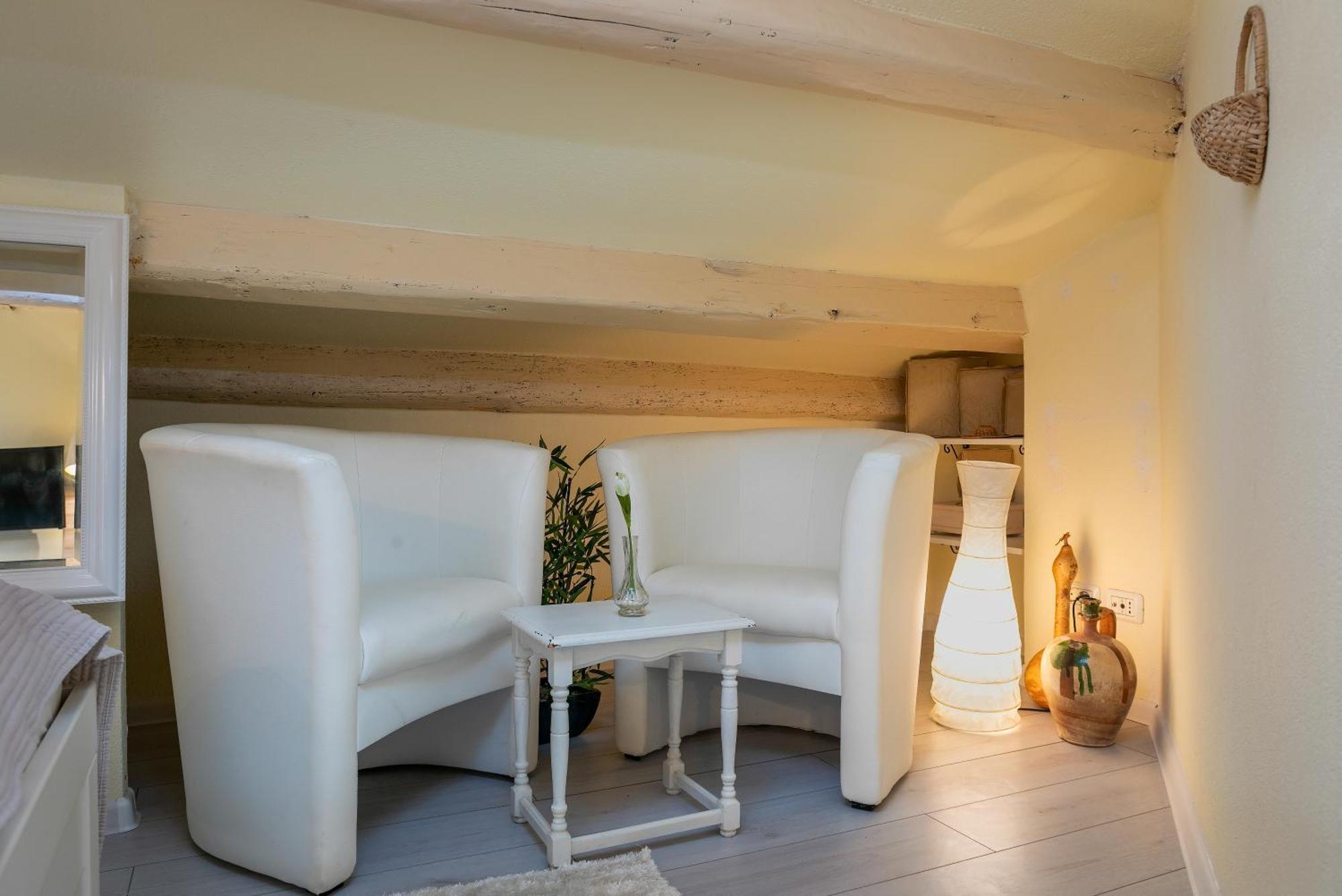Duplex Apartment Camelia In Charming Old Town Ровин Екстериор снимка